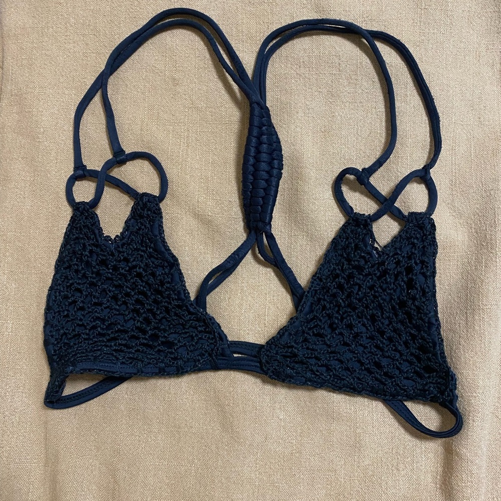 Acacia crochet Thai top